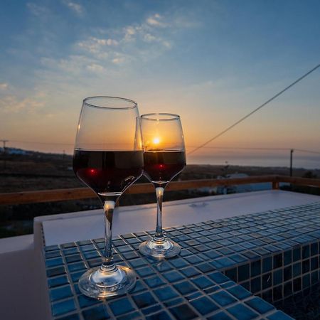 Theophrasti Suites Foinikia  ภายนอก รูปภาพ