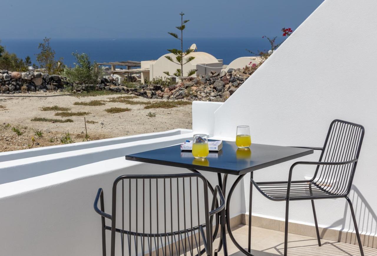 Theophrasti Suites Foinikia  ภายนอก รูปภาพ