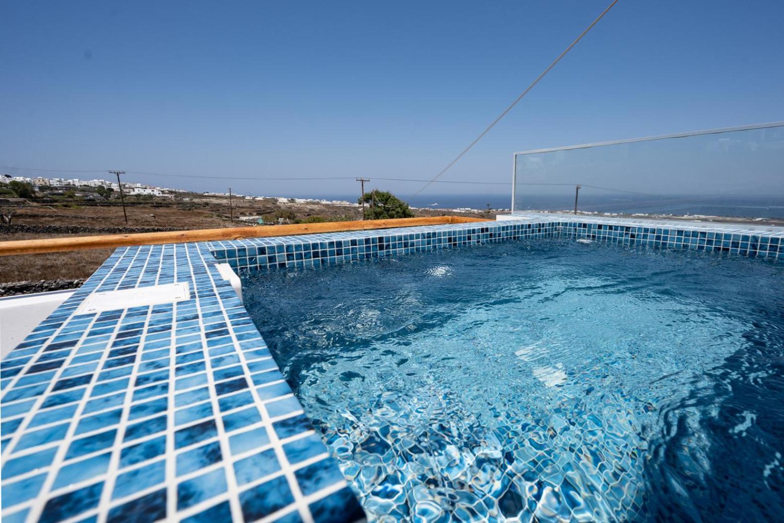 Theophrasti Suites Foinikia  ภายนอก รูปภาพ